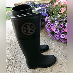 Tory Burch, Women’s Size 5, Classic Black Rubber Boots, GUC